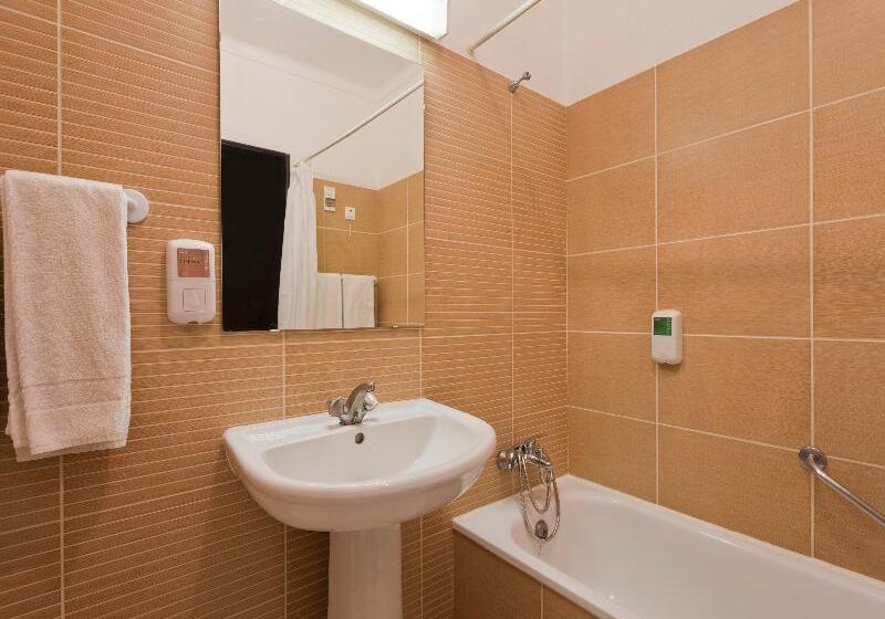 آپارتمان 2 خوابه, Colina Village