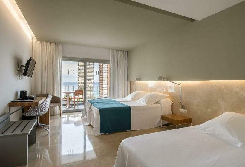 Номер Superior, Climia Belroy 4 Sup