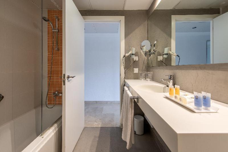 Номер Стандарт, Climia Belroy 4 Sup