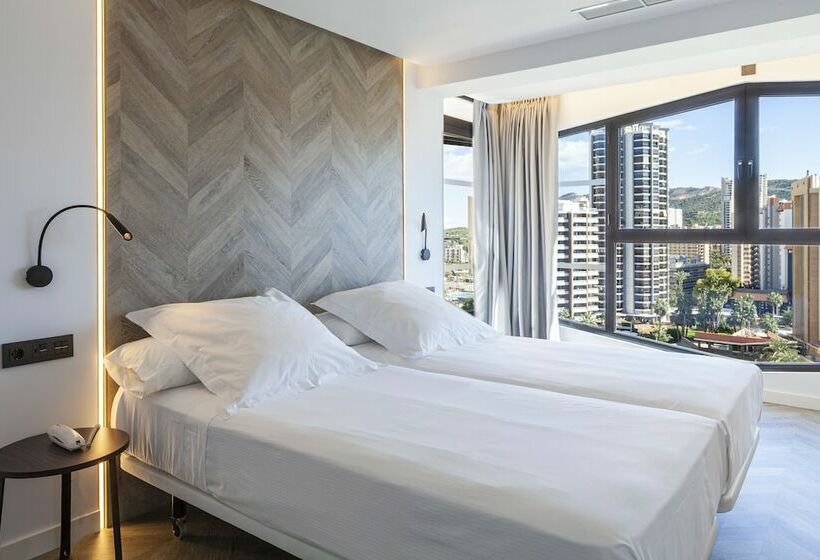 Номер Стандарт, Climia Belroy 4 Sup