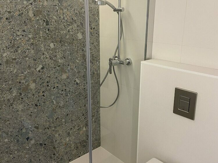 Студия Стандарт, Climia Belroy 4 Sup