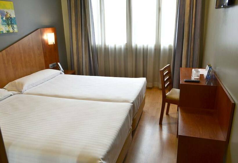 اتاق استاندارد, Alda Palacio Valdes