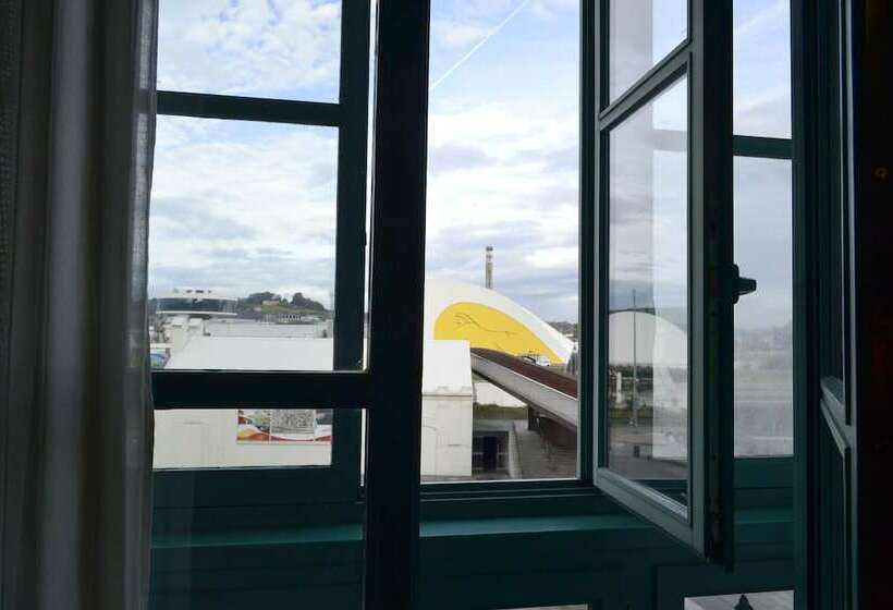 اتاق استاندارد, Alda Palacio Valdes