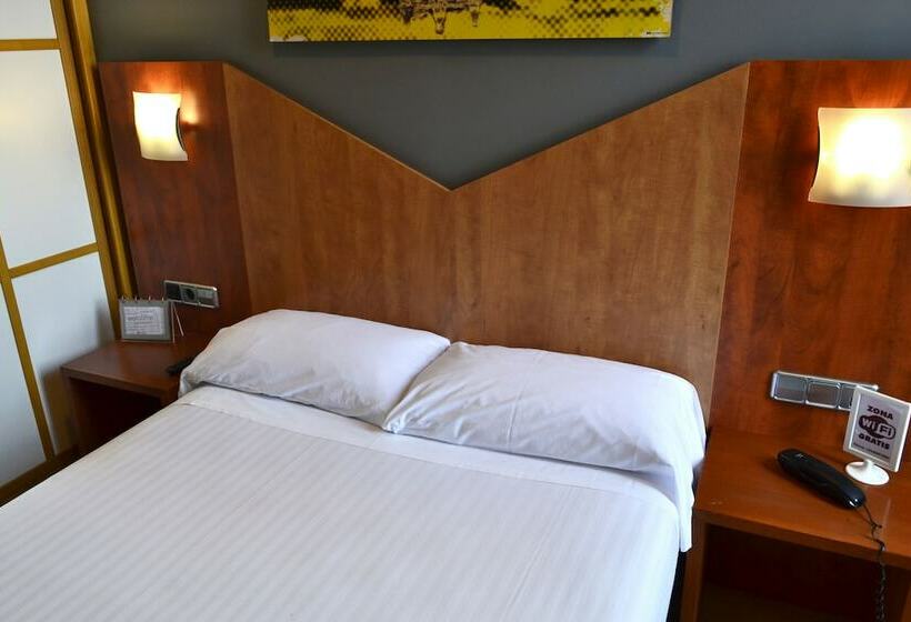 اتاق استاندارد یک نفره, Alda Palacio Valdes