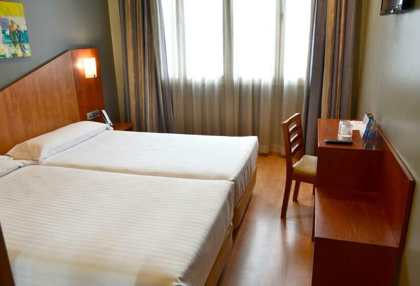 اتاق استاندارد, Alda Palacio Valdes