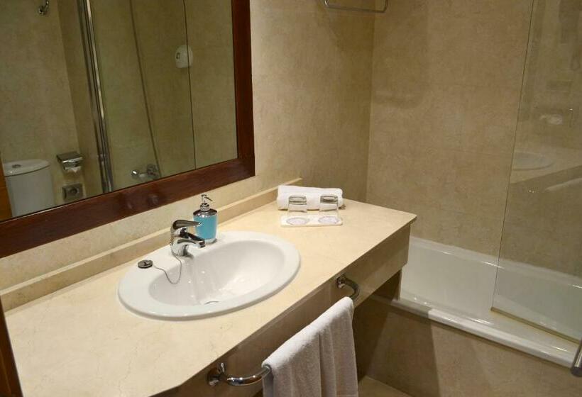 اتاق سوپریور, Alda Palacio Valdes