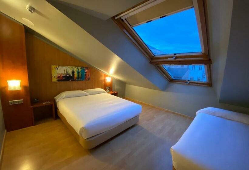 اتاق استاندارد سه نفره, Alda Palacio Valdes