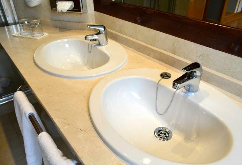 اتاق استاندارد با وان آب گرم, Alda Palacio Valdes