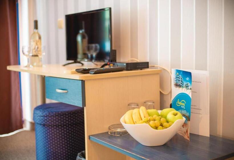 Номер Стандарт с Балконом, Bohemi Hotel All Inclusive And Free Parking