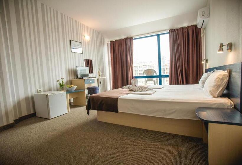 Семейный Номер, Bohemi Hotel All Inclusive And Free Parking