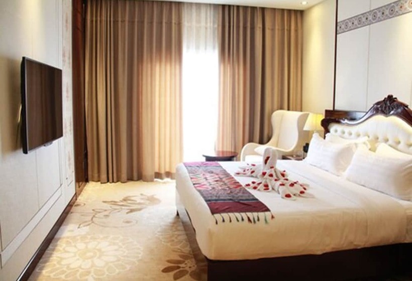 디럭스 스위트, Don Chan Palace Hotel & Convention