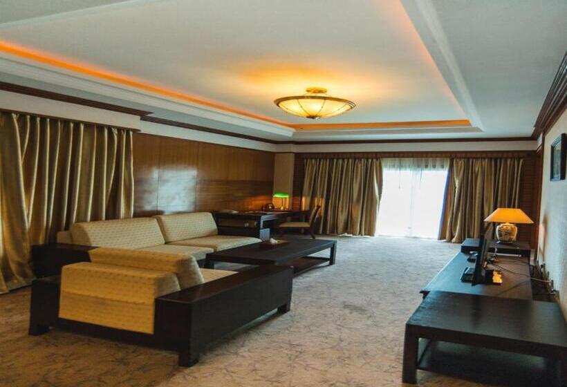 Президентский Люкс, Don Chan Palace Hotel & Convention