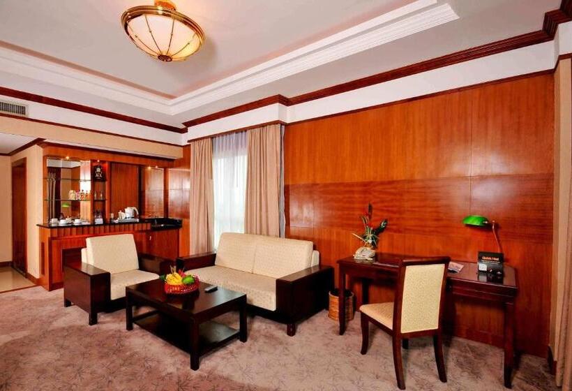 Президентский Люкс, Don Chan Palace Hotel & Convention