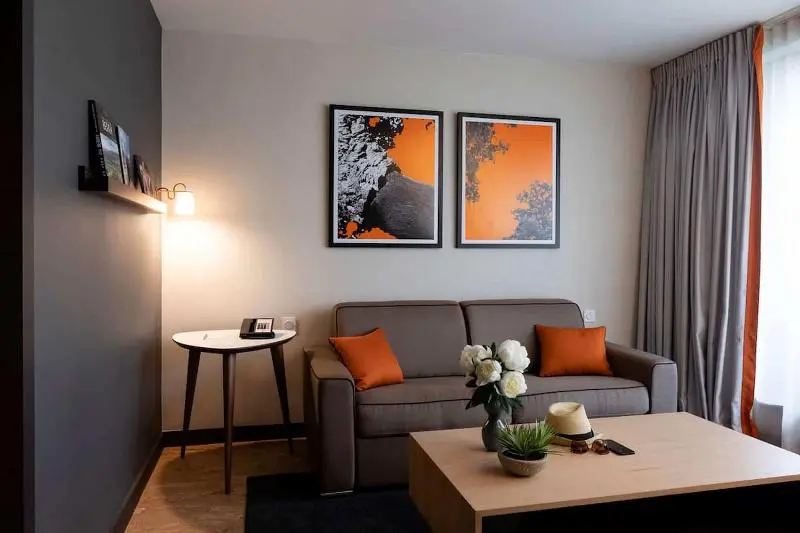 Suite with Terrace, Doubletree By Hilton Paris Boulogne