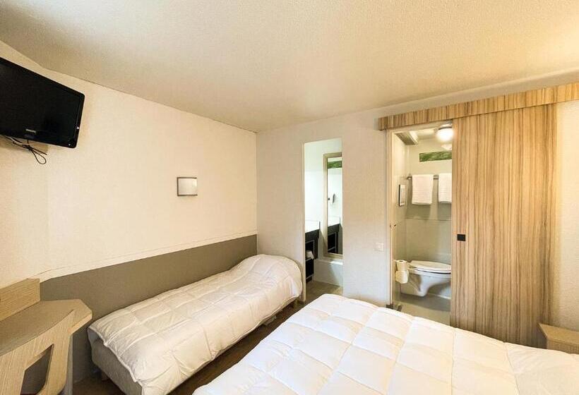 חדר סטנדרט לשלושה, Du Parc   Chantepie