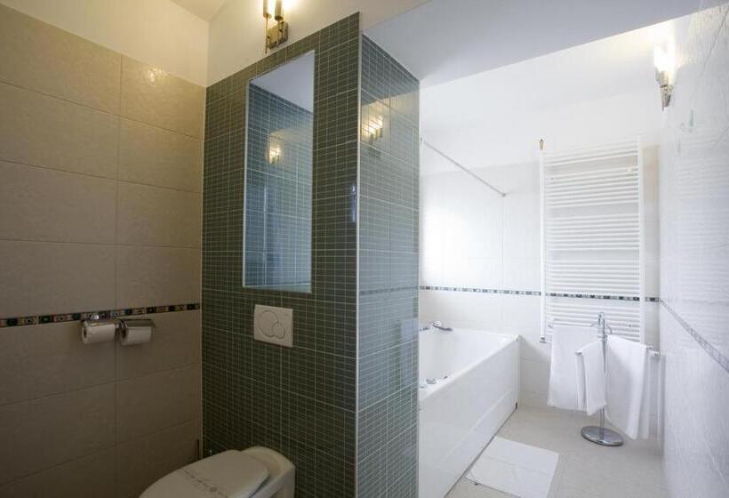 סוויטה דלוקס, Eden