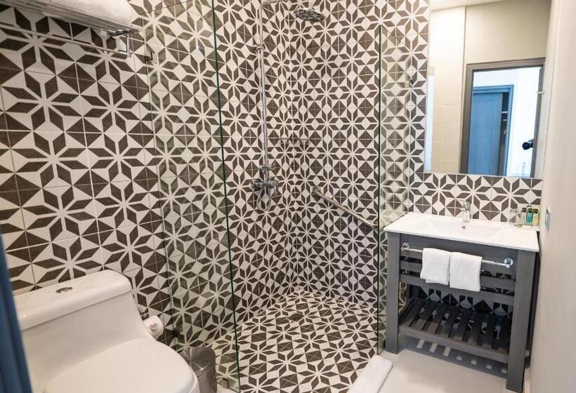 اتاق استاندارد, Gran Hotel Europa Trademark Collection By Wyndham