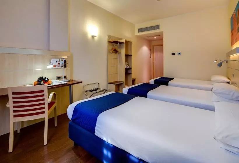 スタンダードルーム, Holiday Inn Express Parma, An Ihg
