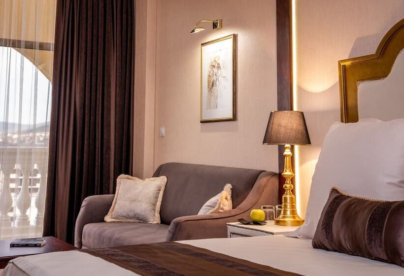 可看到停车场的高级间, Imperial Palace