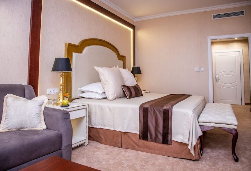 可看到停车场的高级间, Imperial Palace