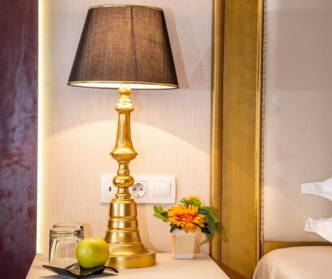 海景带阳台高级间, Imperial Palace