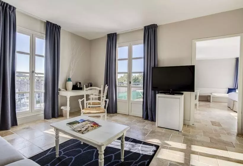Sviitti Merinäkymä, Le Fregate Provence