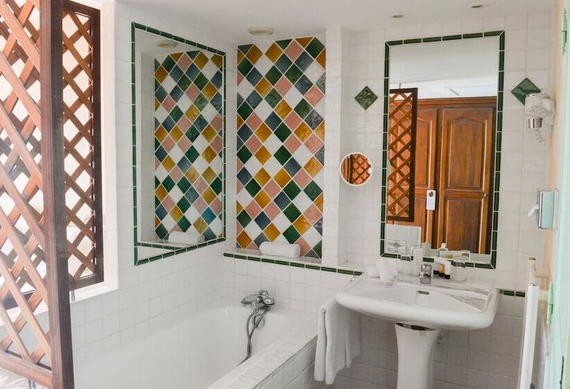 Номер Superior Вид на Море, Le Fregate Provence