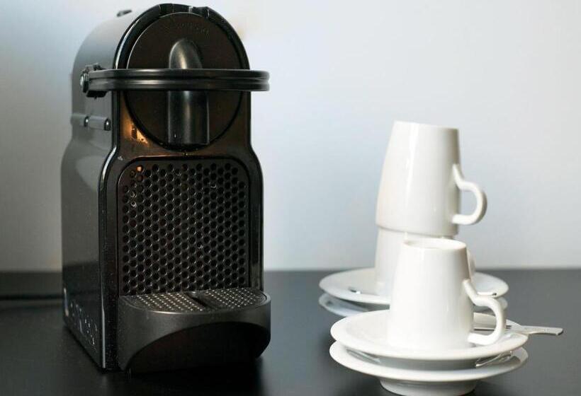 اتاق لوکس با تخت بزرگ, Mabi City Centre