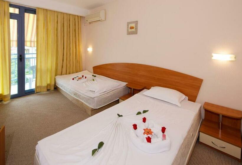 غرفة قياسية رباعية, Paloma