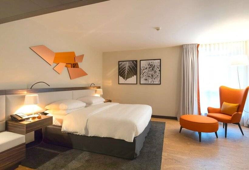 Номер Премиум, Radisson Blu Hotel, Paris Boulogne