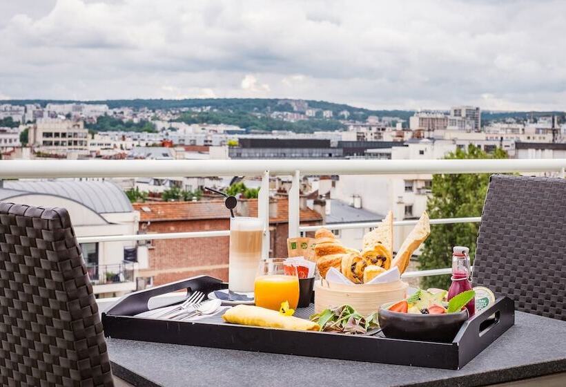 Premium room with terrace, Radisson Blu Hotel, Paris Boulogne