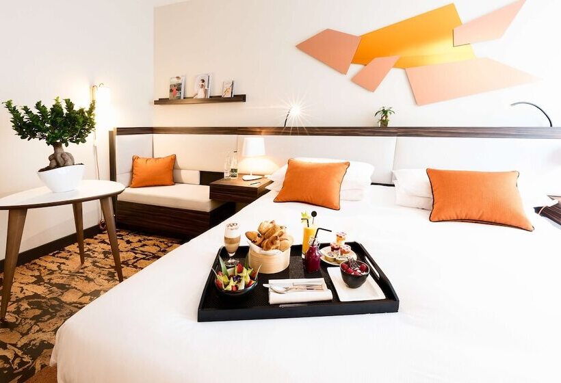 Люкс с Террасой, Radisson Blu Hotel, Paris Boulogne