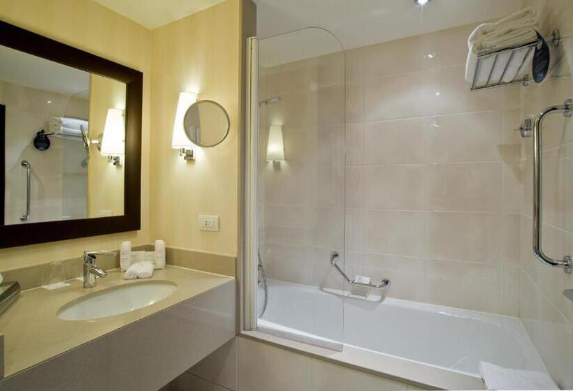 جناح مزود بتراس, Radisson Blu Hotel, Paris Boulogne