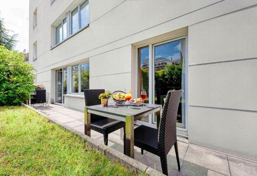 جناح مزود بتراس, Radisson Blu Hotel, Paris Boulogne