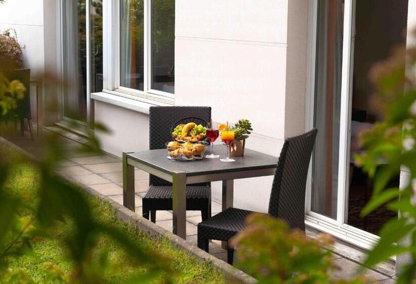 جناح مزود بتراس, Radisson Blu Hotel, Paris Boulogne