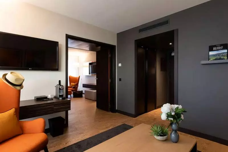 سوییت جونیور, Doubletree By Hilton Paris Boulogne