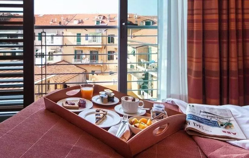 スーペリアールーム, B&b Hotel Imperia Rossini Al Teatro