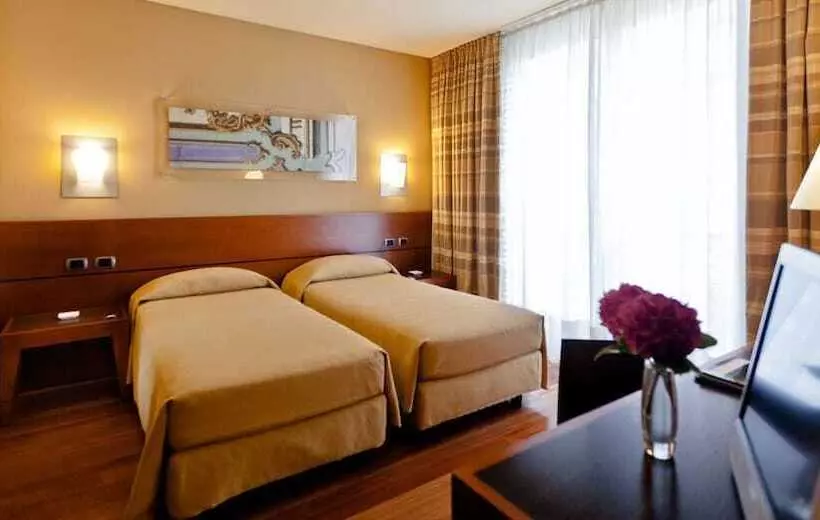 スタンダードルーム, B&b Hotel Imperia Rossini Al Teatro
