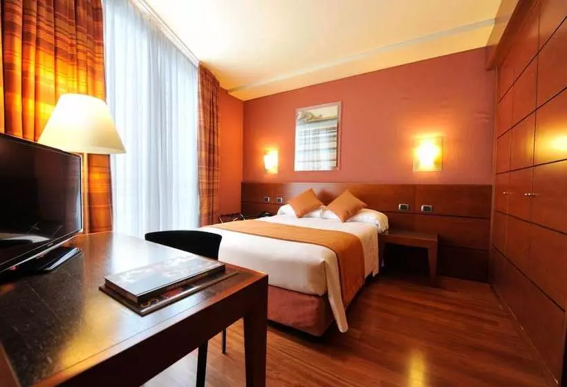 スタンダードルーム, B&b Hotel Imperia Rossini Al Teatro