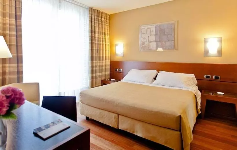 スタンダードルーム, B&b Hotel Imperia Rossini Al Teatro