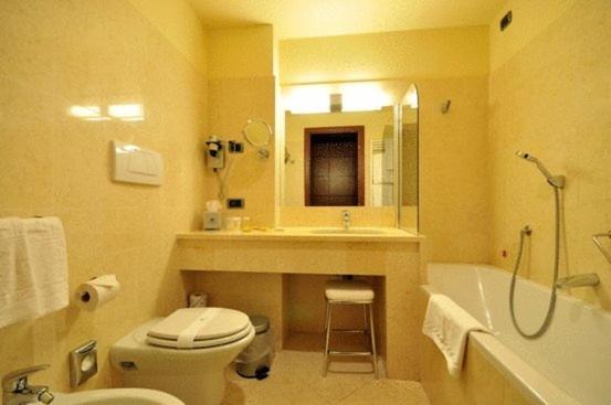 디럭스 룸, Rossini Al Teatro