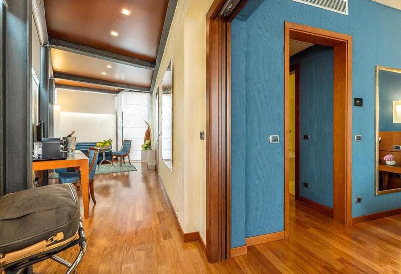 주니어 스위트, Rossini Al Teatro