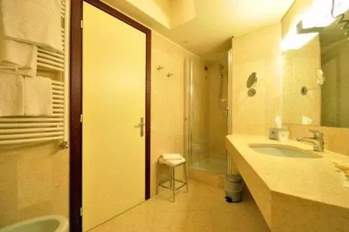 スタンダードルーム, B&b Hotel Imperia Rossini Al Teatro