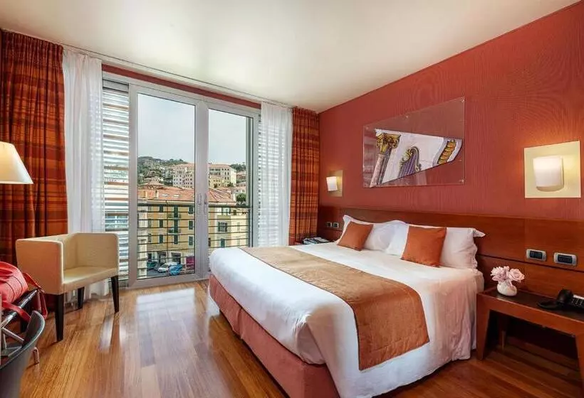 スーペリアールーム, B&b Hotel Imperia Rossini Al Teatro