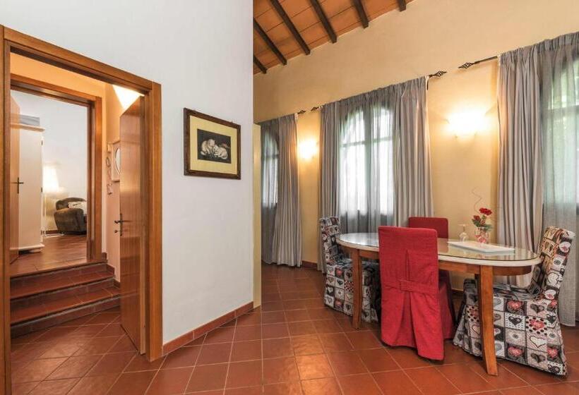 Апартаменты 1 Спальня, Borgo Tre Rose