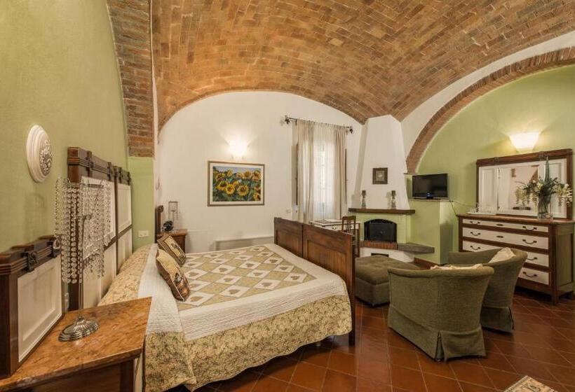 Полулюкс, Borgo Tre Rose