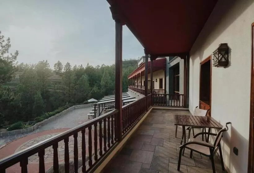 سوئیت با وان آب گرم, Spa Villalba