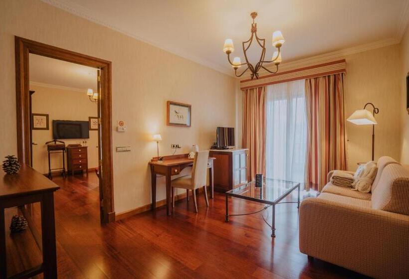 带按摩浴盆的套房, Spa Villalba