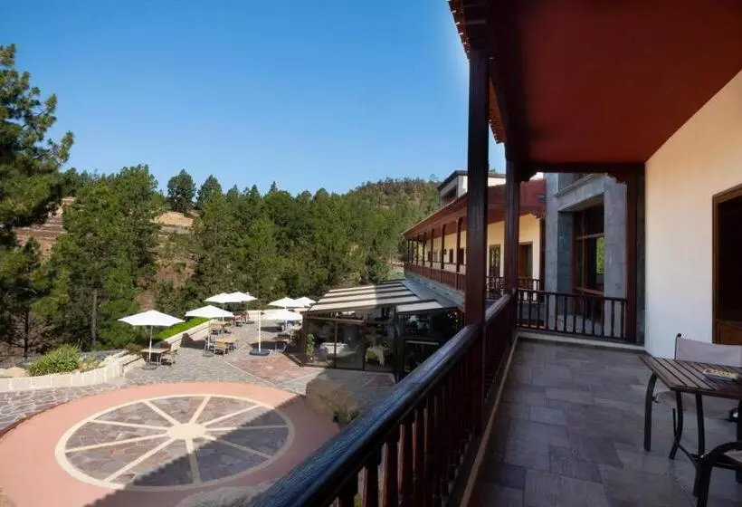سوئیت جونیور با چشم‌انداز باغ, Spa Villalba