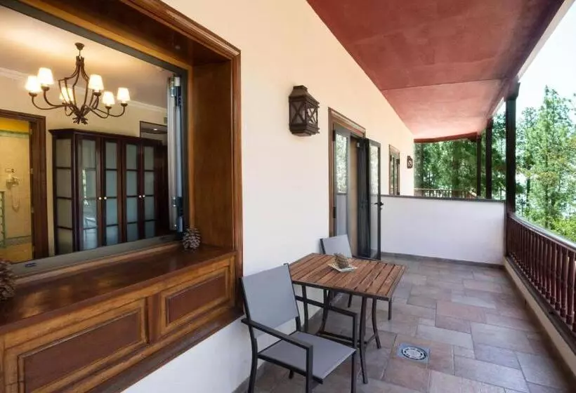 اتاق سوپریور با چشم‌انداز باغ, Spa Villalba
